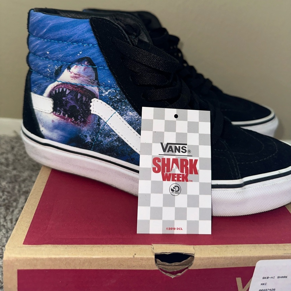 Shark Week X Vans Sk8 hi